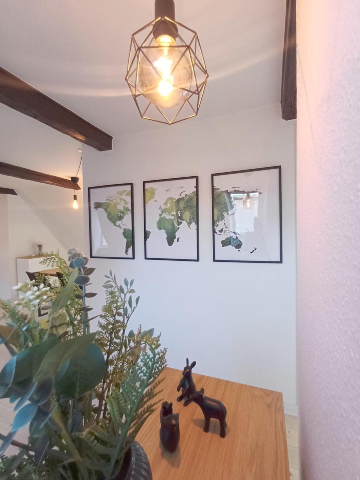 רנדרס Beautiful Double Room In The Center Of City מראה חיצוני תמונה